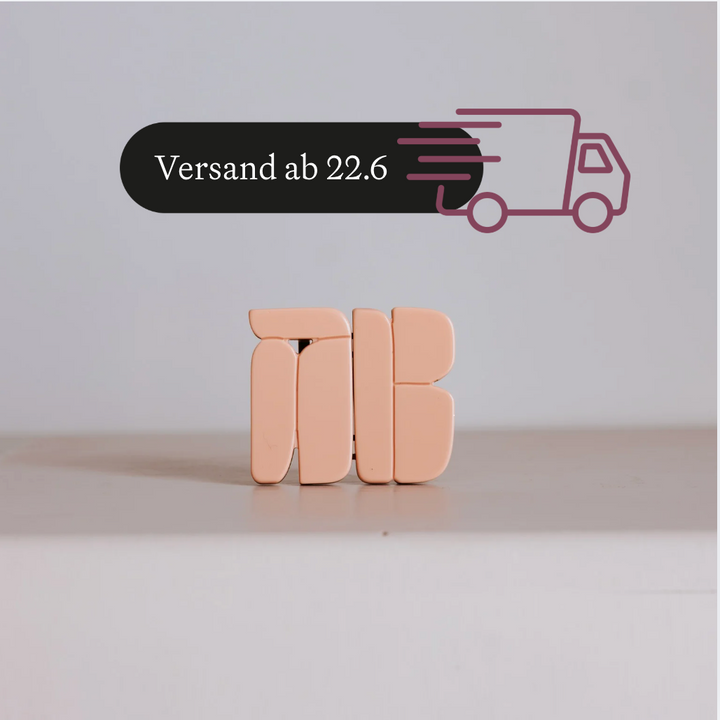 Buckle No. 104 - naked nude