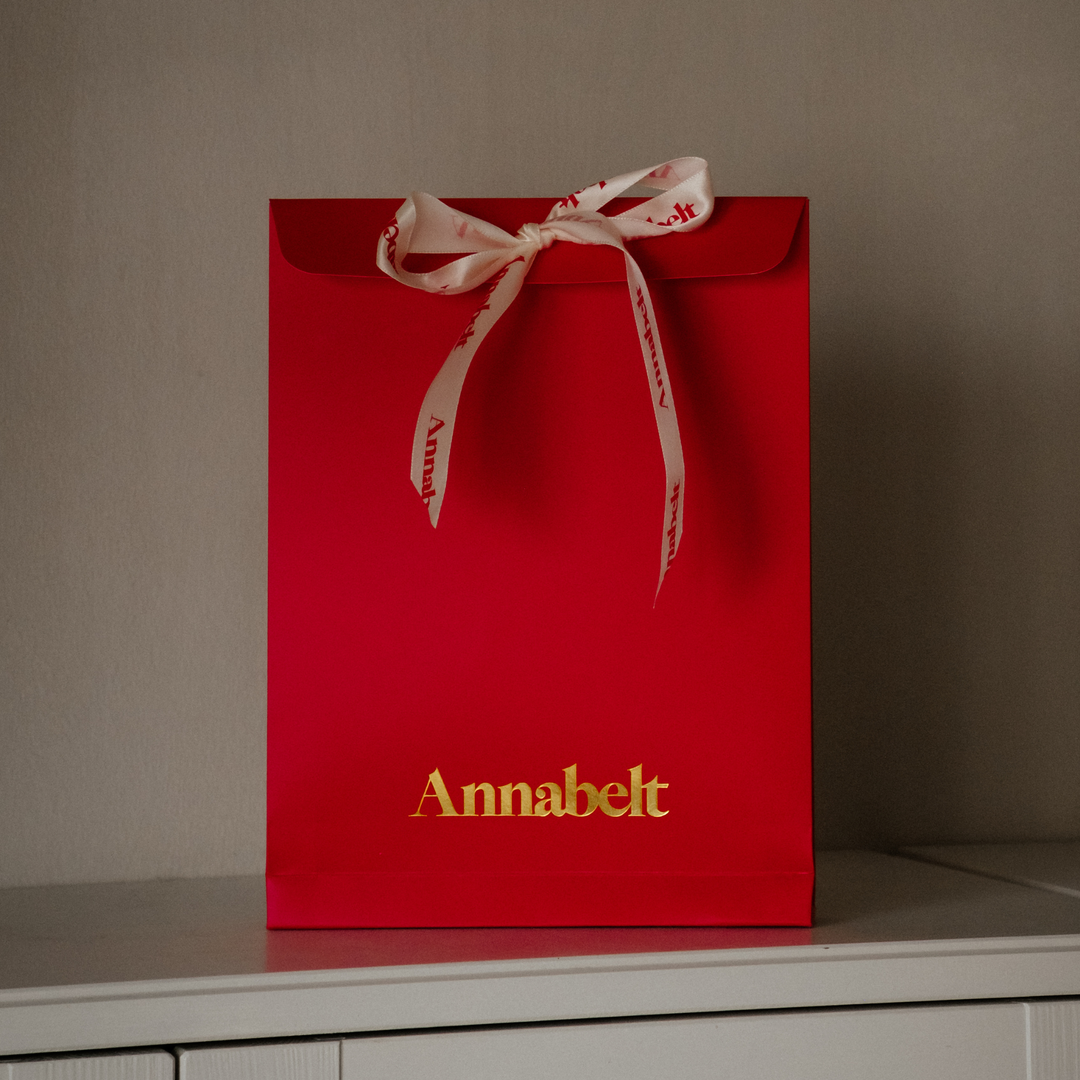Gift wrap (red)